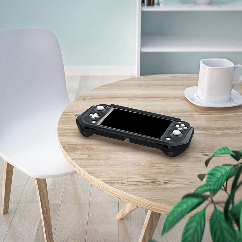 Игровой набор аксессуаров для Switch Lite: защитный чехол для NS Switch Lite, держатель для консоли.