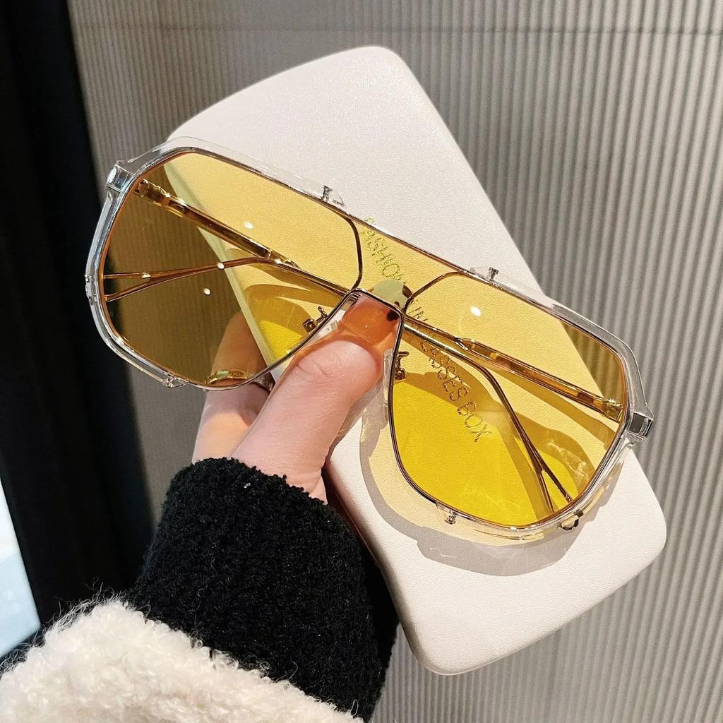 New Unique One Piece Fashion Sunglasses Oversized Sunglasses For Men Women UV400 Punk Glasses Trending Female Eyewear UV400