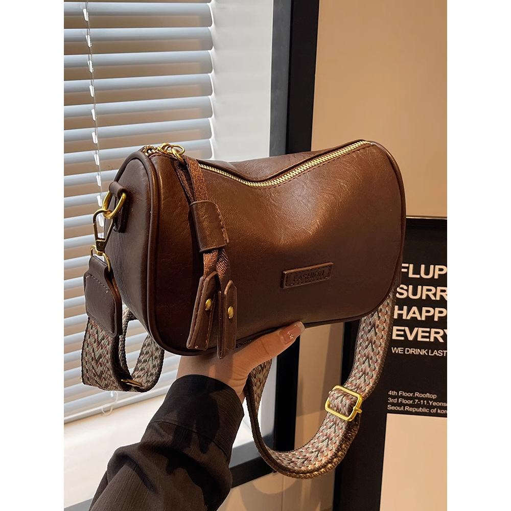 В этом году, Boston 2025 новая сумка через плечо сумка-мессенджер женская универсальная маленькая сумка популярная сумка-подушка рюкзак