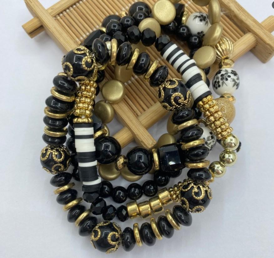 Beaded Bracelet Perfect for Casual Attire Gifting with Glass Pendants - Stretchy Elastic Cord Bohemian Boho-Chic Creative Multi-Layer Handmade