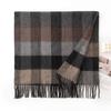Scarf with A High-end Feel, Versatile, Thick, Autumn and Winter Check Pattern, Warm and Cozy, Soft To The Touch.