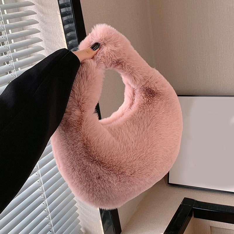 Yogodlns Меховая женская маленькая сумка в форме полумесяца, роскошные теплые плюшевые сумки на запястье для женщин, модный меховой клатч с короткой ручкой, милые женские кошельки для монет