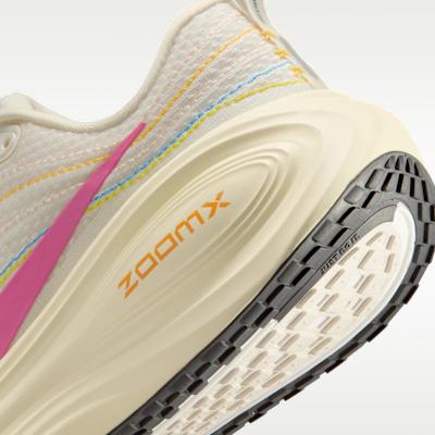 Women's Sneakers Nike Vomero Plus Casual Running Shoes Women's Beige