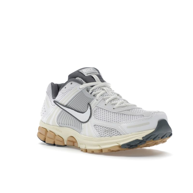 Nike Zoom Vomero 5 Женские Summit White Pure Platinum Smoke Grey FJ2028-101