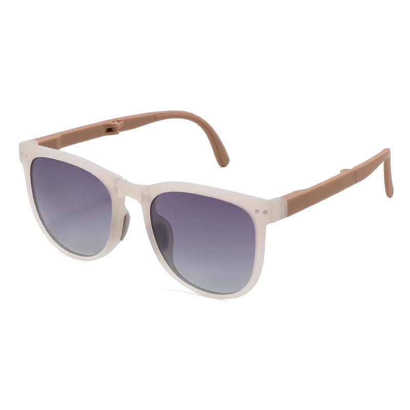 UV Protection Foldable Women's Sunglasses - Lightweight, Fashionable & Compact for Summer