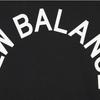 New Balance Классическая арочная футболка