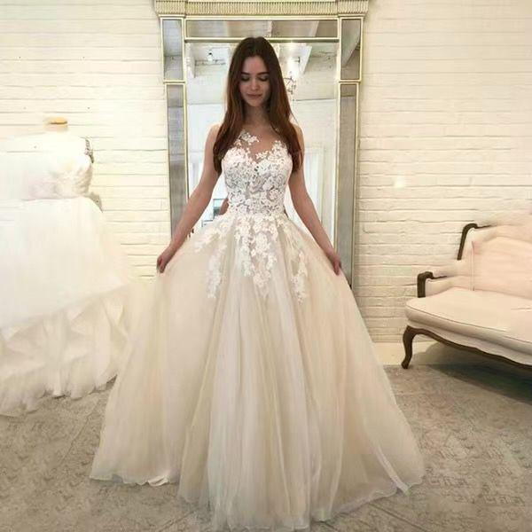 Fashion 2025 Summer New Women's Sexy Lace Dress Wedding Dress Plain Elegant Sleeveless Fluffy Dress Long Dress