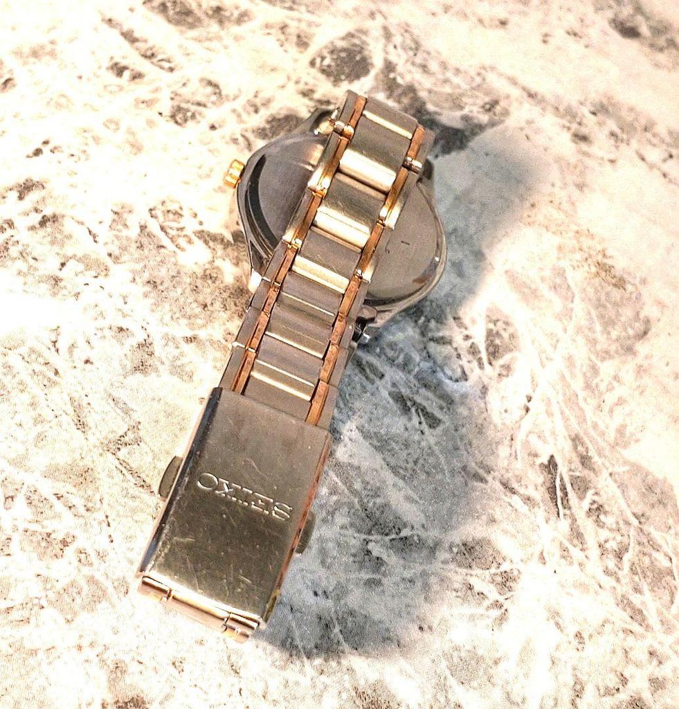 [Б/У] Часы SEIKO на солнечной батарее, в рабочем состоянии