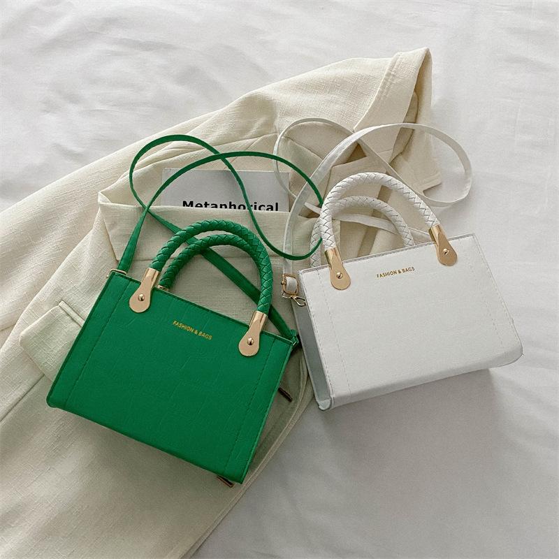 Маленькая сумка для женщин. Новые модные и стильные сумки высокого класса. Модная универсальная сумка через плечо на одно плечо.