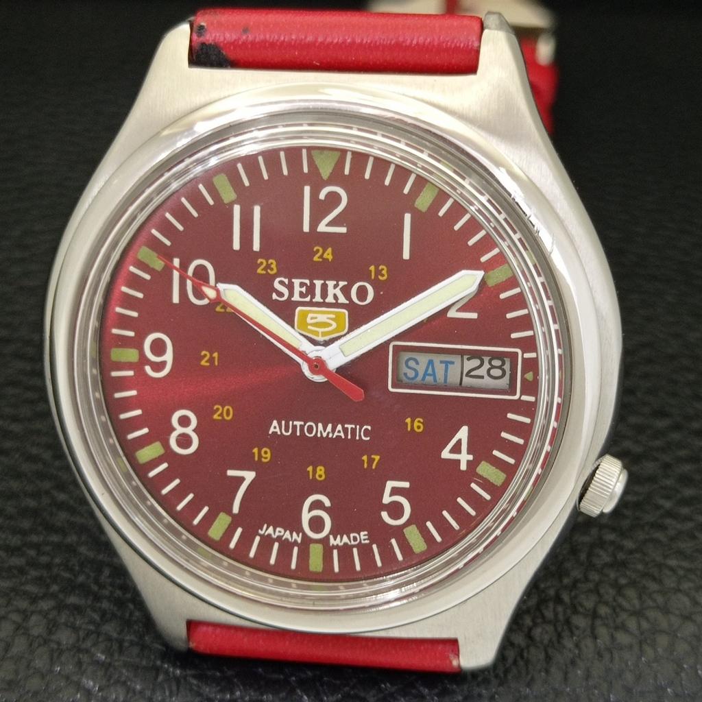 VINTAGE SEIKO 5 AUTOMATIC 7009A JAPAN MENS MAROON COLOR DIAL WATCH A702323-5 R124-a702323