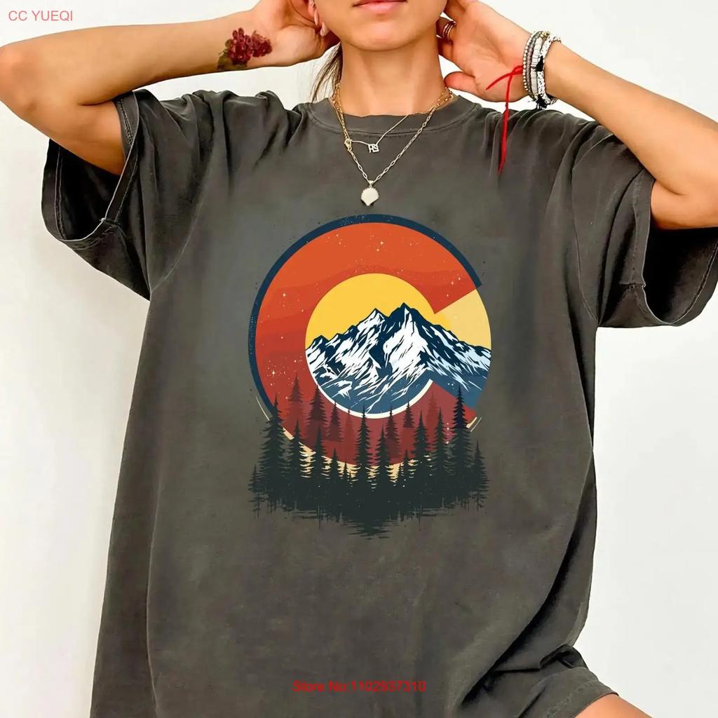 Colorado Flag Mountain T Shirt Retro Adventure For Outdoor Enthusiasts Hiking Lovers And Nature Explorers Vintage Casual