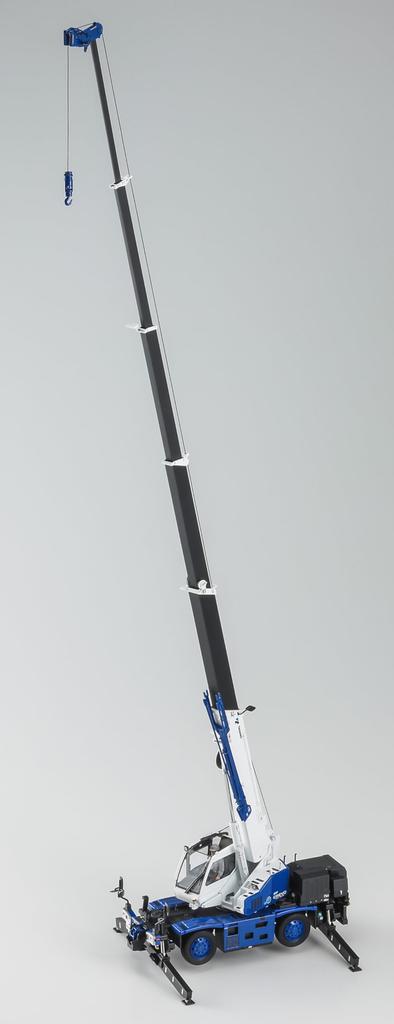 Hasegawa Кран для пересеченной местности Tadano Crevo mini G4, пластиковая модель WM08 1/35 GR-130NL/N