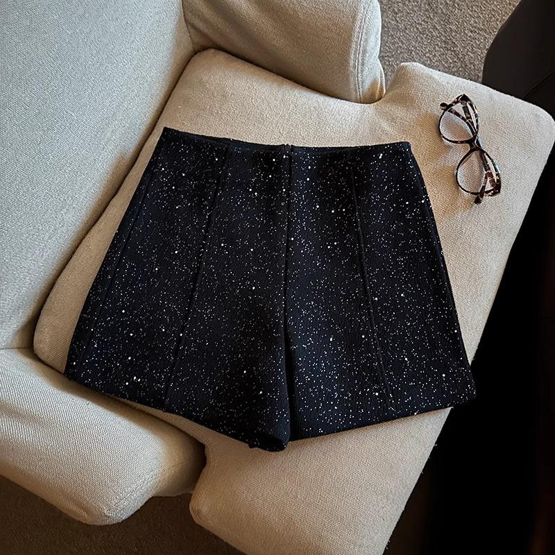 Women's Black Wool A-Line Shorts - 2024 Autumn/Winter Casual Wide-Leg Style