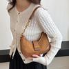 French Retro Matte Baguette Messenger Bag Women's 2025 Autumn New Commuter Versatile Shoulder Underarm Small Square Bag