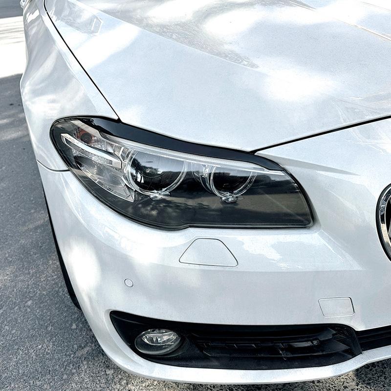 1Pair Car Headlight Eyebrow Eyelid Lamp Trim Cover For BMW 5 Series F10 F11 F18 2011-2014 Glossy Black Evil Style Sticker