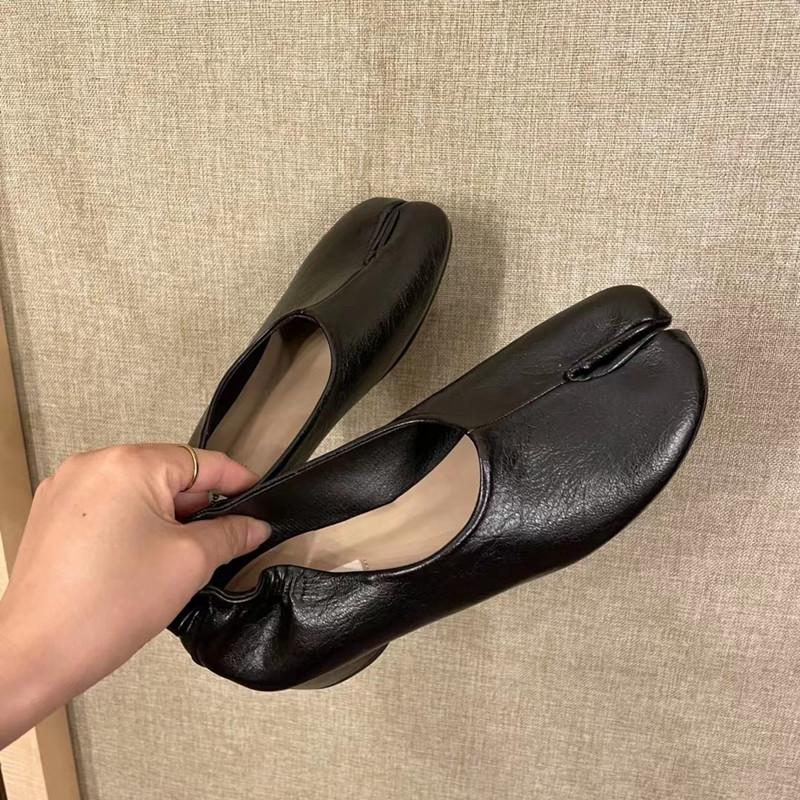 Мода Bailamos Женские туфли-лоферы на низком каблуке с раздельным носком, мягкая подошва, удобные балетки из микрофибры, лаконичные женские мокасины, обувь таби ниндзя