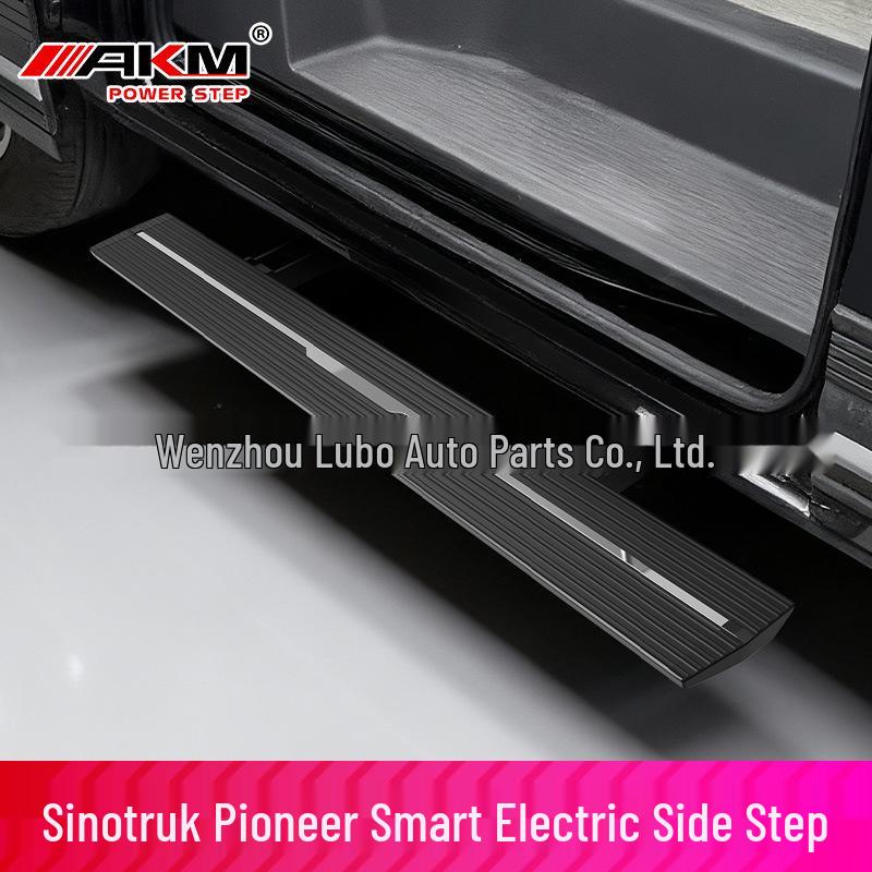 Совместимо с 24+ Sinotruk Pioneer V: Автоматически убирающаяся алюминиевая ступенька с подсветкой «Добро пожаловать», для одной правой двери.