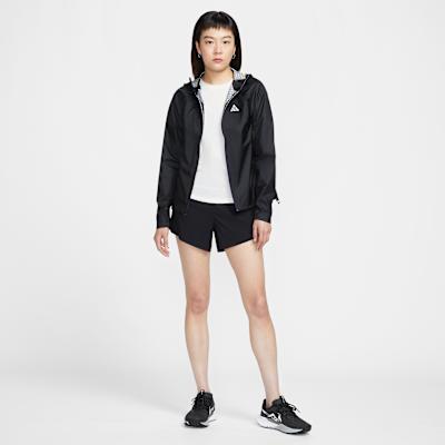 Nike Jackets Women's Black/Mountain Peak White Hooded Moderate Hard Sh