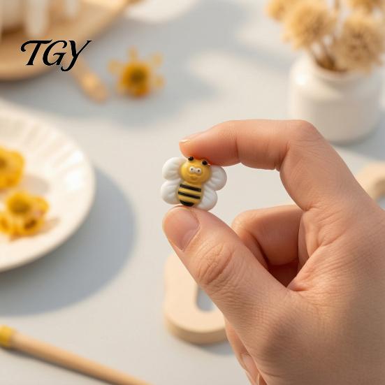 Animal Fridge Magnet 3Pcs 3D Cartoon Bee Refrigerator Magnet, Resin Insect Decorative Magnets Memo Notes Photo Holder for Home Kitchen Office