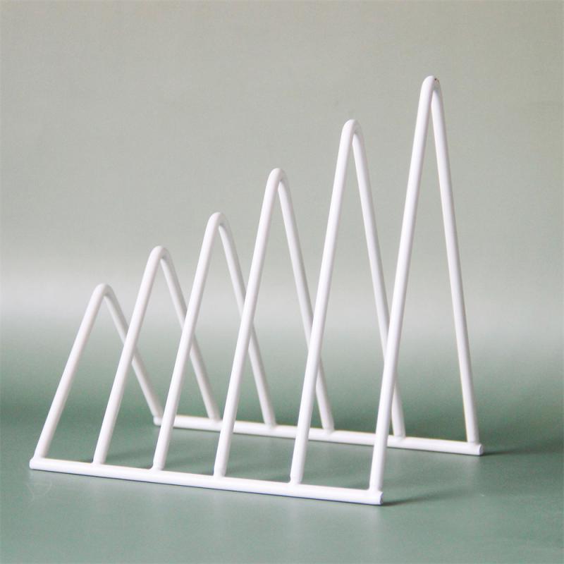 Книжная полка Nordic Iron Desktop Storage Rack Журнал Газетный стол Полка для документов Треугольная полка Креативная стойка для хранения вещей Простая