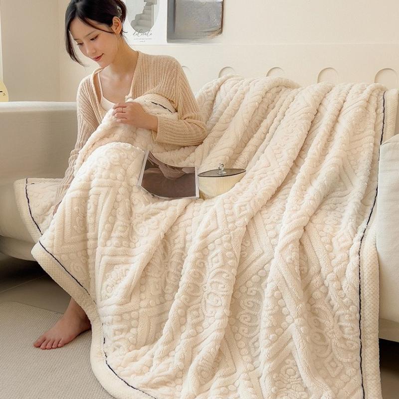 2026 Milk Velvet Blanket, Winter Thick Coral Velvet Cover Blanket, Office Nap, Sofa Velvet Blanket