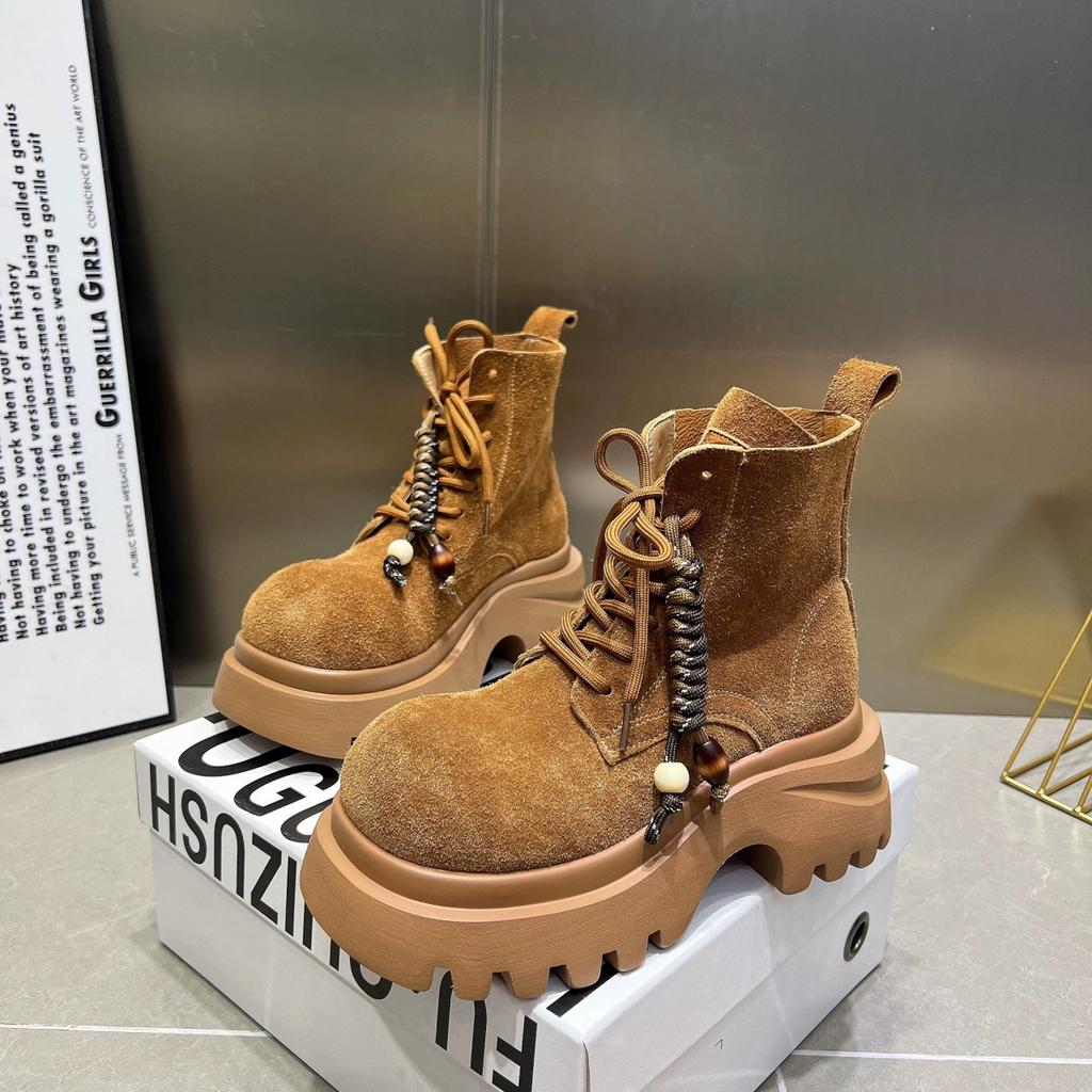 2025 осень новые матовые кожаные ботинки Мартин женская обувь платформа маффин круглый носок шнуровка повседневные ботинки-локомотивы короткие ботинки женские