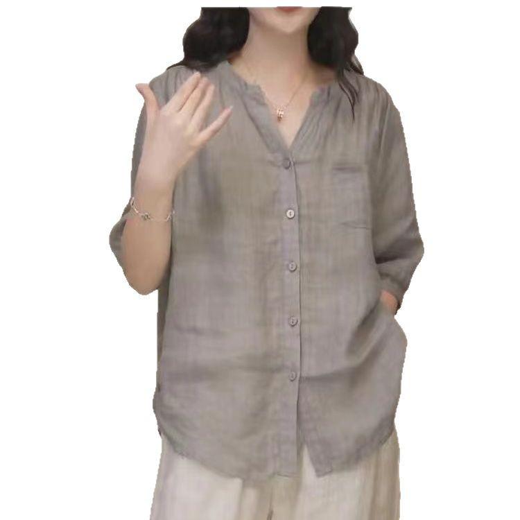 2025 Loose Plus Size V-Neck Sun Protection Shirt, Minimalist Solid Color, Medium Sleeve