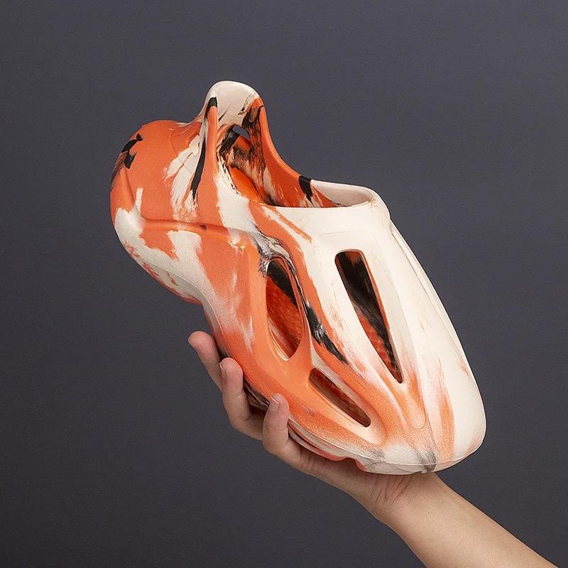 Men Beach Sandals Women Hollow Garden Shoes Tie-dyed Designer Hole Slippers Sneakers Unisex Water Shoes Slip On Foam Runner