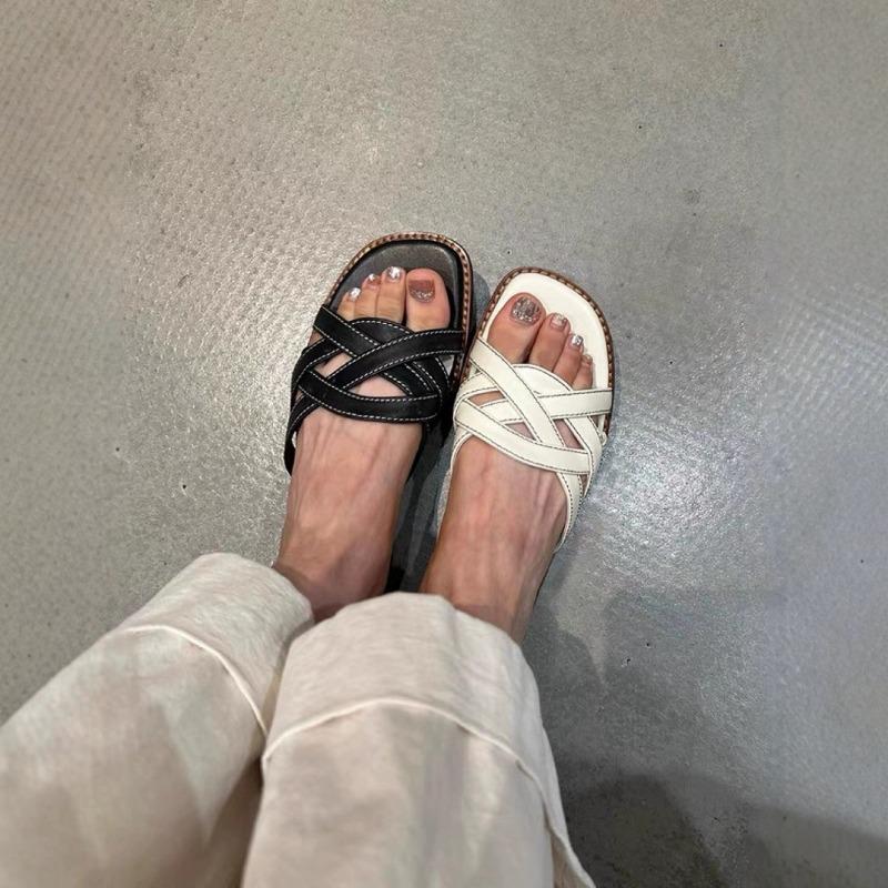 Версия с узором овечки~ кожаный узор ретро полый плетеный шлепанец на одной подошве модный повседневный универсальный верхняя одежда пляжный отдых крутые тапочки