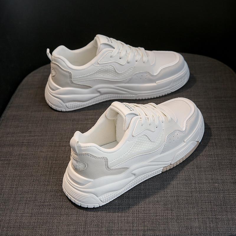 Весна Новая корейская версия Маленькие белые туфли для студентов Толстая подошва Кексы Повседневная обувь для доски