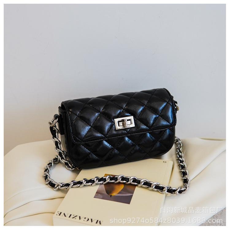 Internet Celebrity Explosion Foreign Style Small Bag Women's New 2025 Fashion Diamond Chain Bag Popular Shoulder Messenger Small Square Bag