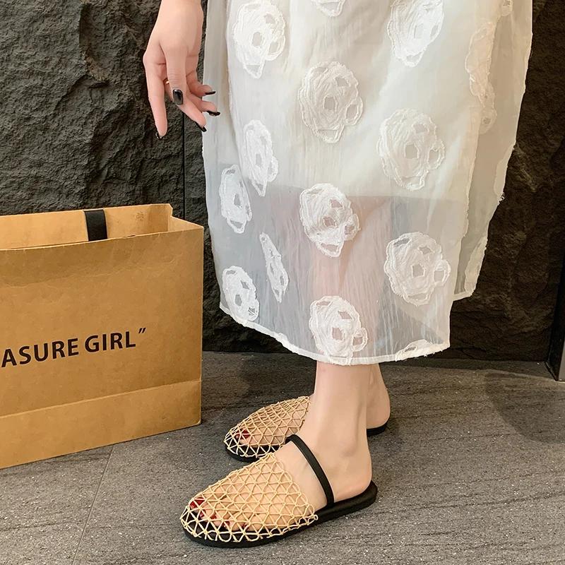 Модные женские тапочки на плоской подошве с круглым носком, сетчатым верхом и закрытым носком, женские мюли, женская уличная дышащая обувь для платья, Zapatillas De Mujer