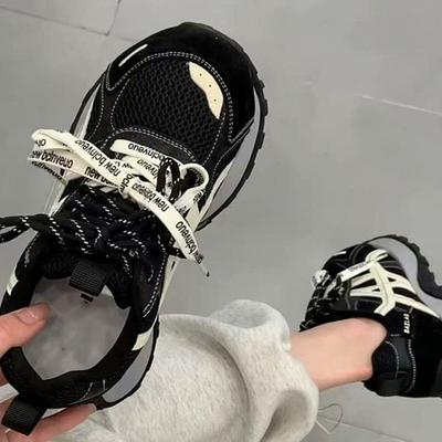 Женская обувь – Кроссовки