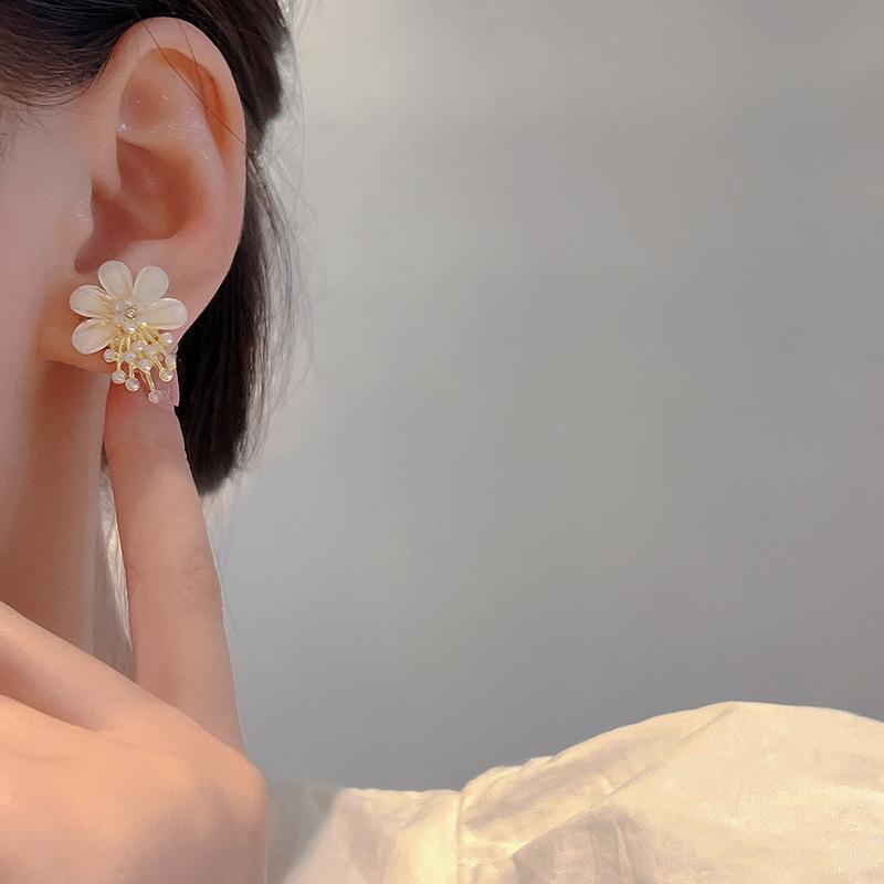 Цветочный жемчуг Лесной стиль Стиль Модный свежий уникальный нишевый дизайн Классные серьги Подарок