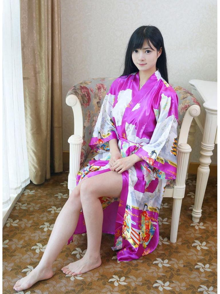 Женский летний кардиган-пижама-халат с шелковистой текстурой - Длинный, легкий, сексуальный халат