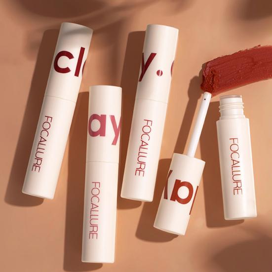 Матовая жидкая помада для женщин