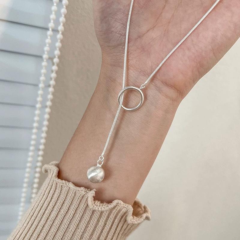 Женский шариковый кулон простая цепочка для свитера темперамент матовое длинное ожерелье крутой стиль корейская версия французский легкий люкс премиум