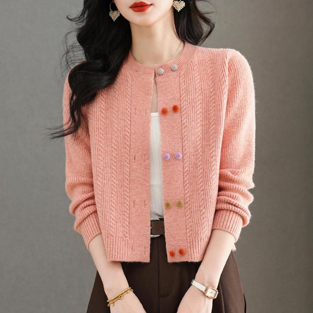 Женский вязаный кардиган из шерсти - Осень 2025, Круглый вырез, Цветные пуговицы, Короткий свитер-пальто