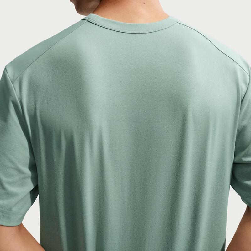 Nike Men's Breathable Short Sleeve Knit Shirt