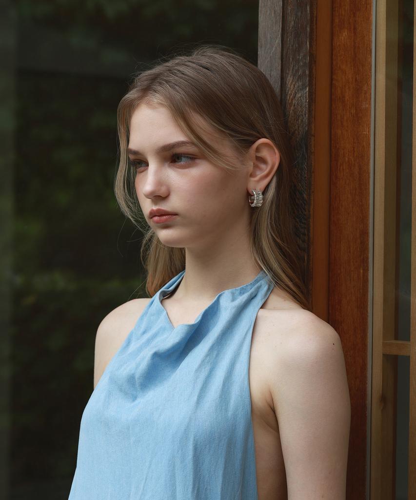 Reindeer Murmur Earring 01