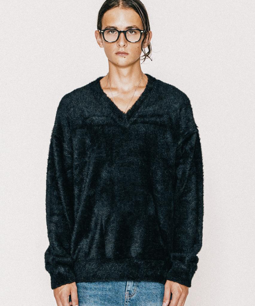 VASTIC Hairy Reverse V-Neck Knit_Black
