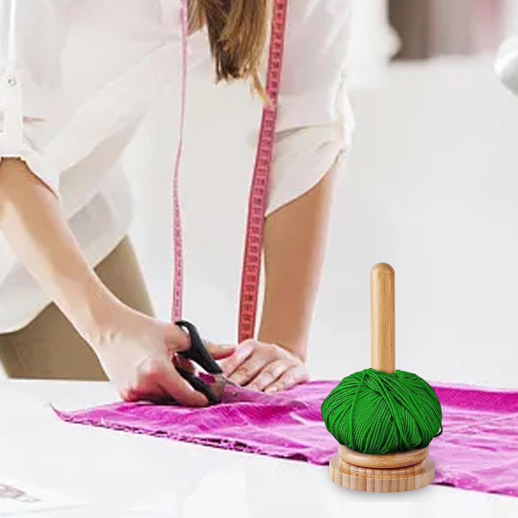 Держатель для вязальной пряжи Деревянная подставка для пряжи Катушка для пряжи Домашний стенд для хранения катушек с плетеной пряжей Настольный вращающийся шарик Деревянная моталка