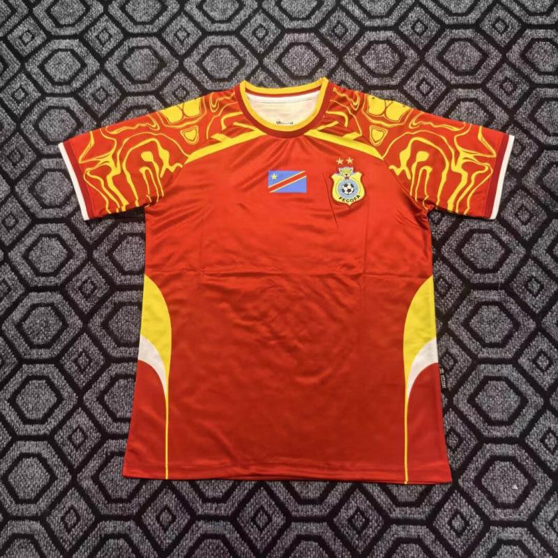 26 World Cup jerseys Paris Bayern Milan Real Madrid Leverkusen Barcelona Fiorentina Betis Lyon Ball