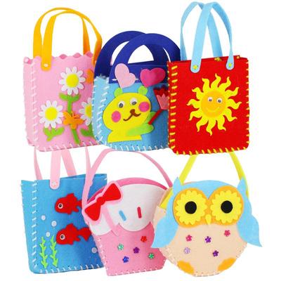 Набор для изготовления сумки-тоут из нетканого фетра с персонажем своими руками для урока искусства в раннем детстве