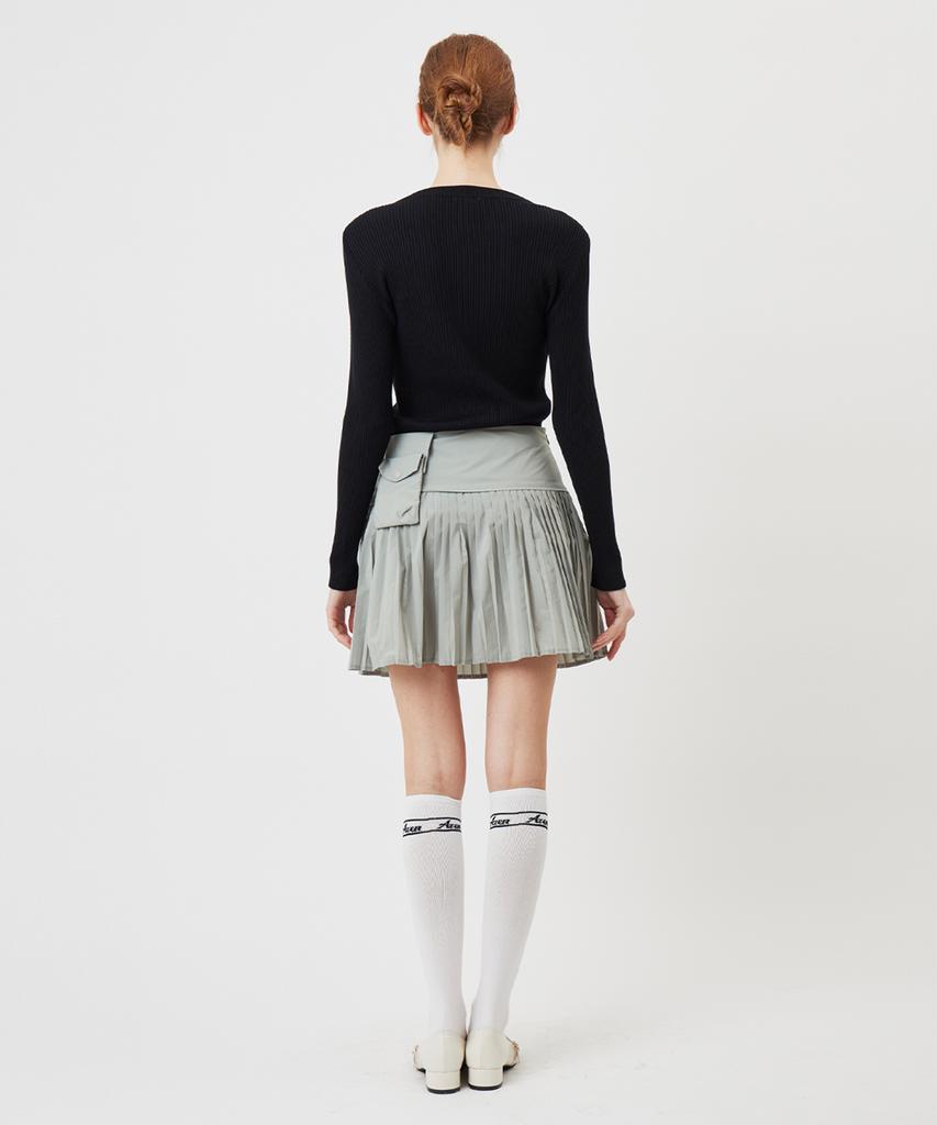 AVEN Button Point Round Neck Knit Black
