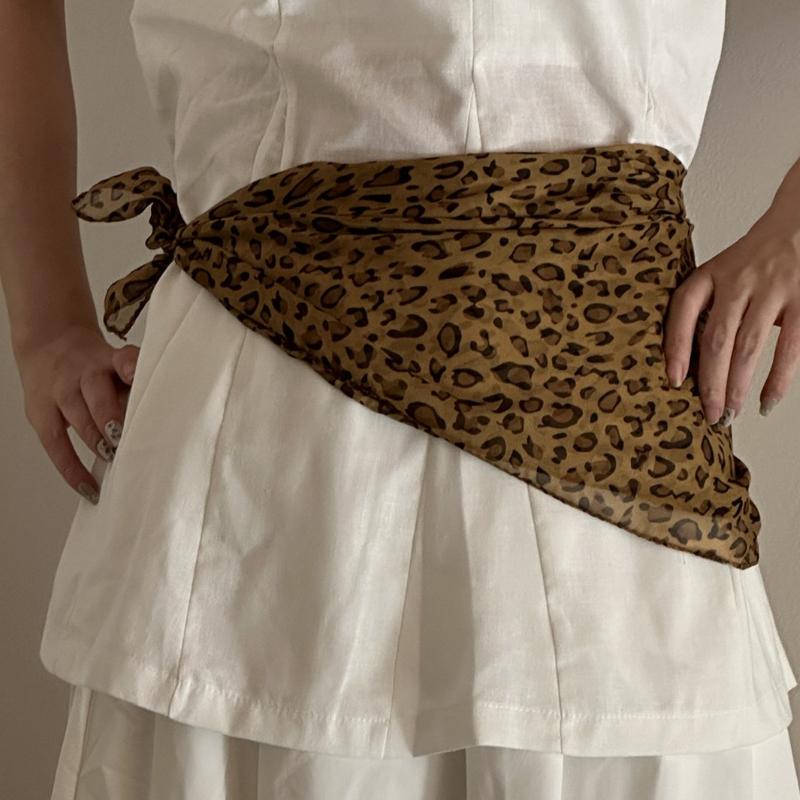 2025 New Leopard Print Square Scarf Women Satin Bandana Thin Edge Scarves HeadBand Fashion Lady Hairband Wrap Neckerchief