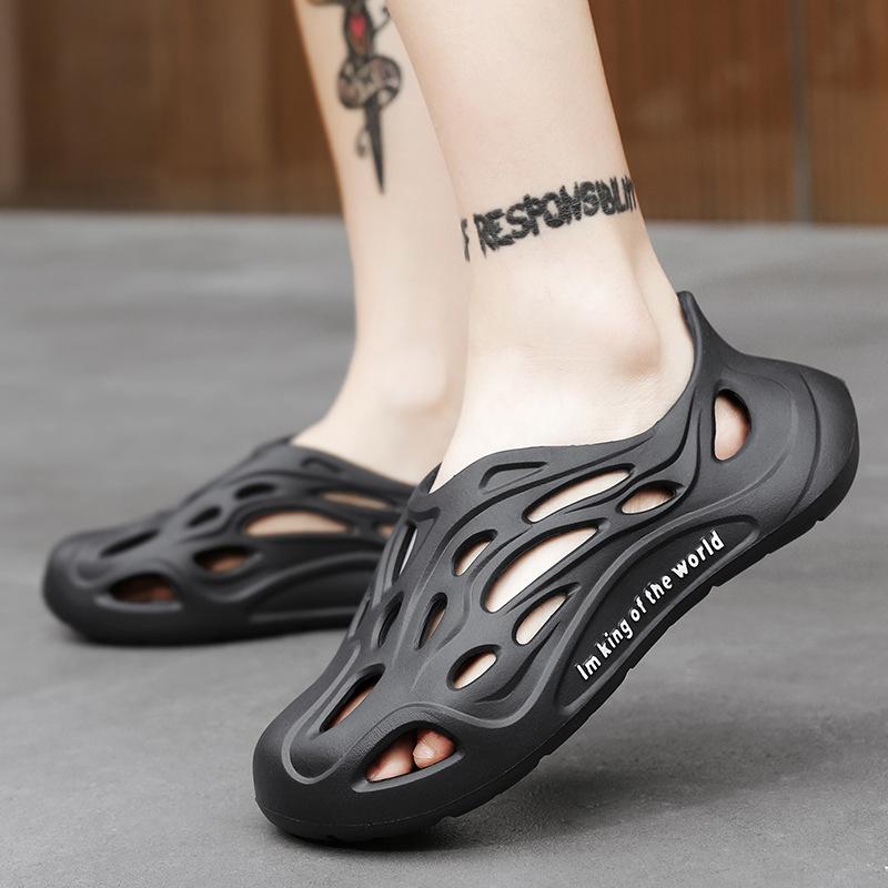 Kanye Fashion Coconut Hole Shoes Foreign Trade Large Size EVA Rubber and Plastic Outer Wear Couple Hole Sandals Summer Beach Shoes