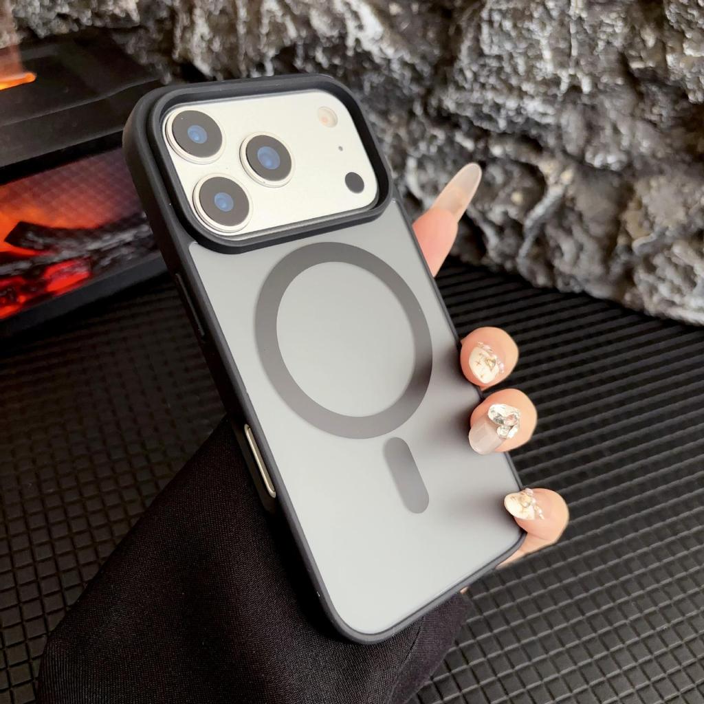 Совместимый чехол для iPhone 17 Pro Max: Приятный на ощупь, Блокировка цвета, Магнитный, Готов к Magsafe, Всесторонняя защита.