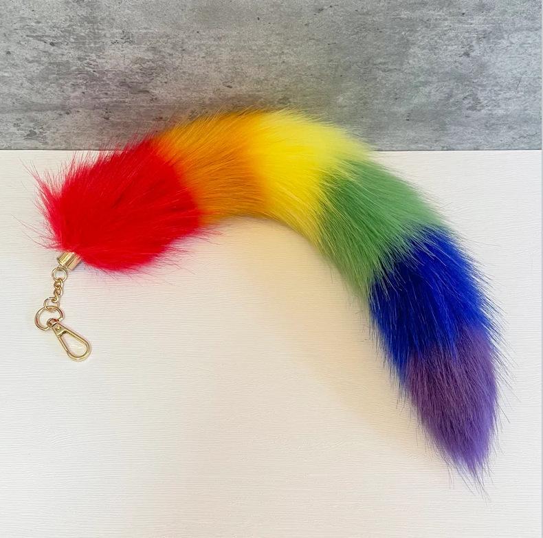 Плюшевый брелок-подвеска 'Лисий хвост' с градиентом от розового - Милый автомобильный аксессуар и брелок для сумки