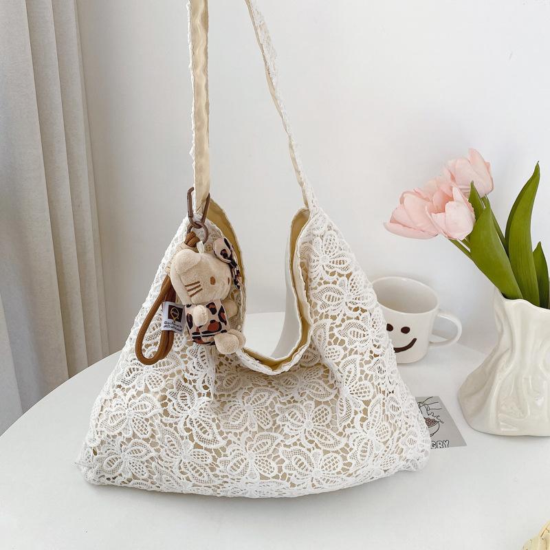 Shoulder Bag Women's Pastoral Style Water-soluble Lace Summer Gentle Fairy Large Capacity Commuter Tote Bag Niche Handbag